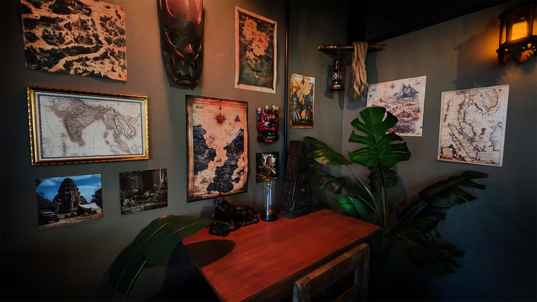 This cinematic set is an expedition's jungle base, a field camp for archaeologists and relic hunters in a forgotten jungle. Inspired by classic Thai adventure films and the mystery of exploring lost kingdoms, this room is a tribute to swashbuckling tomb raiders and the romance of the unknown.